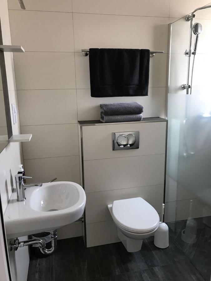 Gaestehaus Strauss Rodgau Ngoại thất bức ảnh