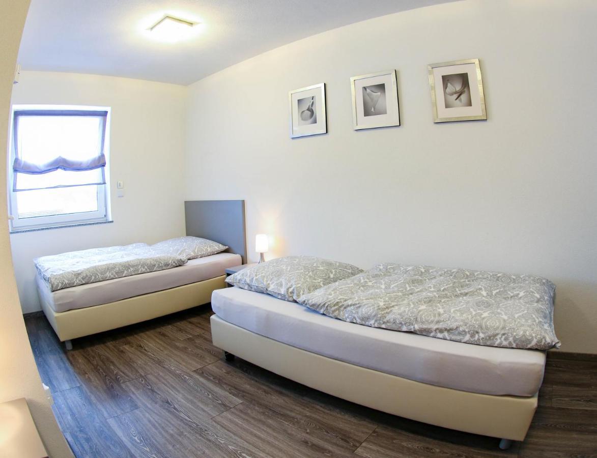 Gaestehaus Strauss Rodgau Ngoại thất bức ảnh